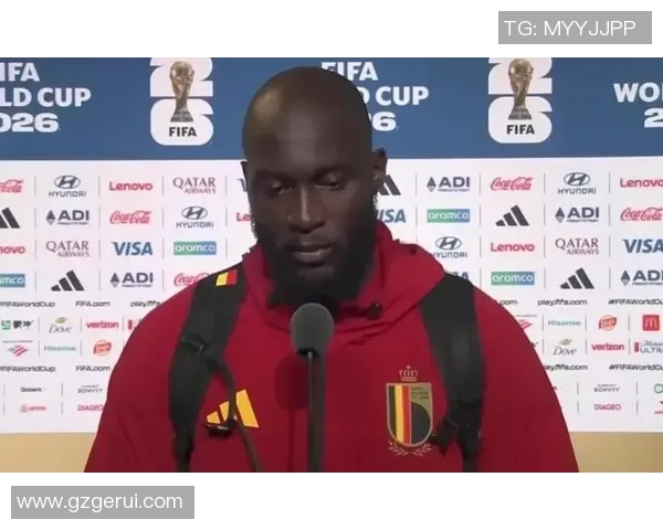 世界杯足球明星卢卡库的辉煌历程与未来展望分析